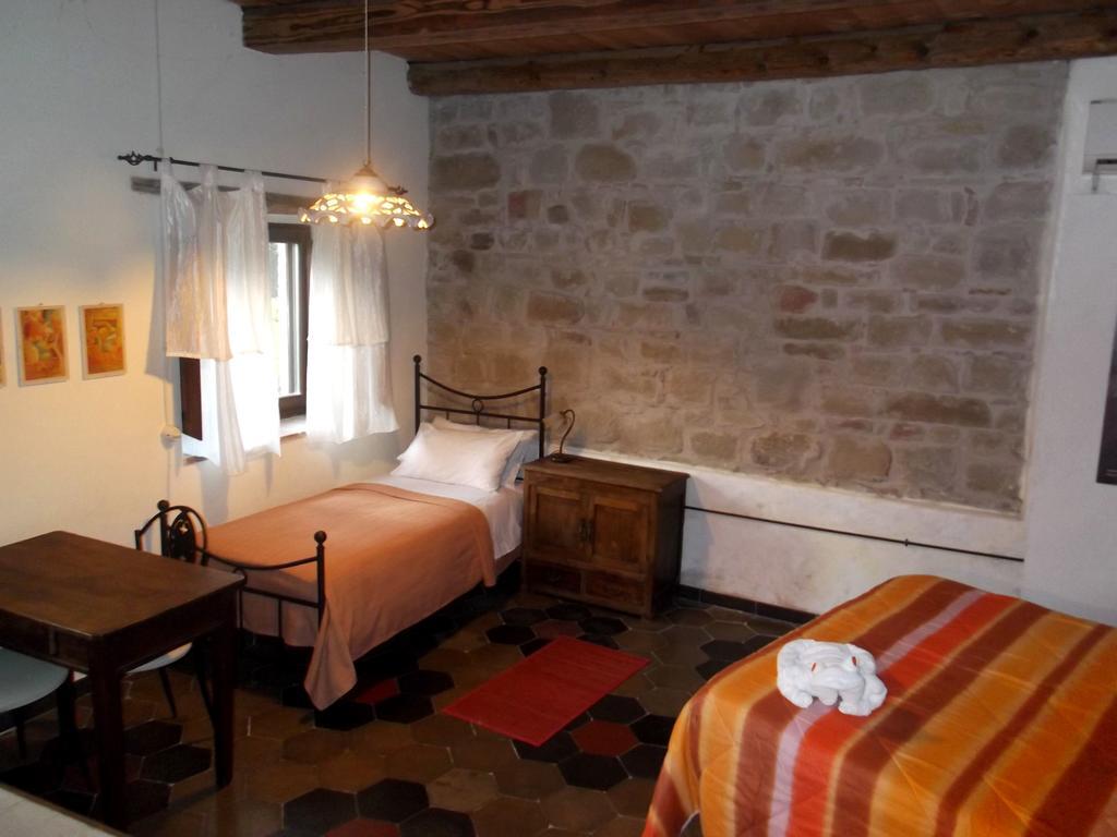 Locanda Dell'Istrice Camerino Phòng bức ảnh